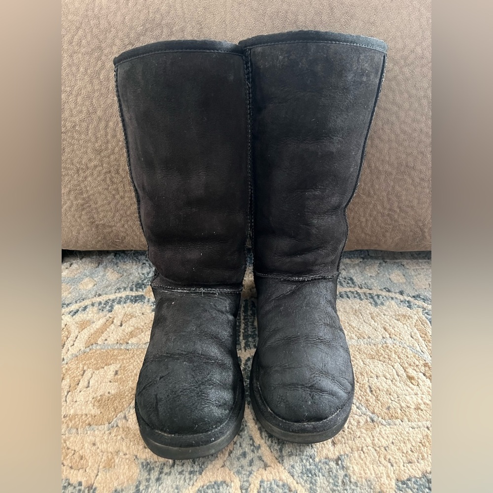 UGG classic Tall Boots black